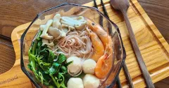 Bún gạo lứt lẩu Thái cho bữa sáng
