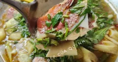 Canh Chua Đầu Cá Hồng Nấu Sấu Thơm
