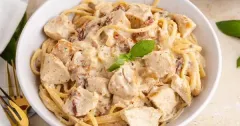 Creamy Sun-Dried Tomato Chicken Linguine