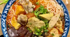 Bun Rieu (Vietnamese Crab and Tomato Noodle Soup)