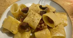 Classic Pasta Carbonara with Guanciale
