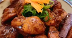 Gà kho quế thơm mềm đậm vị
