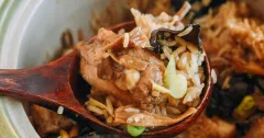 Chinese Chicken and Mushroom Clay Pot Rice