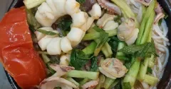 Bún riêu hải sản chua cay