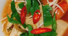 Canh chua kim chi đậu hũ chay thanh mát