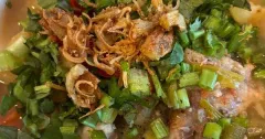 Canh chua cá hồng nấu thơm cà chua
