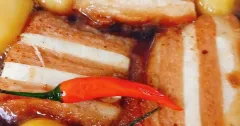 Thịt Kho Chay Nhanh Từ Sườn Lát Và Bánh Mì