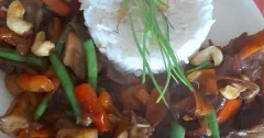 Oyster Mushroom Veggie Stir-Fry
