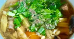 Canh chua đại hoàng nấu nấm chay thanh mát