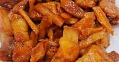 Thịt Kho Củ Cải Khô Đậm Đà Đưa Cơm