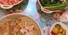 Bún bò gầu tái gân nhừ thơm đậm đà