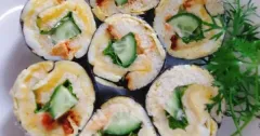 Sushi Bánh Mì Cuộn Trứng