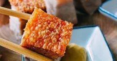 Crispy Cantonese Roast Pork Belly
