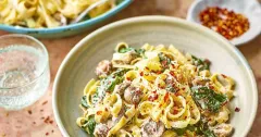 Creamy Mushroom and Spinach Tagliatelle