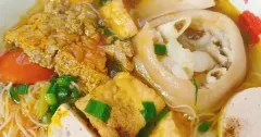 Cách nấu Bún Riêu Cua Giò Heo đậm đà, chuẩn vị tại nhà