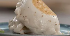Steamed Chicken Bao Pies
