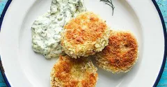 Mini Crab Cakes with Herby Tartare Sauce