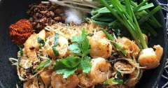 Glass Noodle Pad Thai with Shrimp and Tamarind Sauce