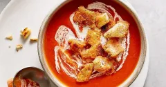 Creamy Slow Cooker Tomato Soup