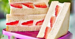 Japanese-Style Strawberry Cream Sandwiches (Fruit Sando)