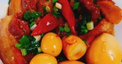 Thịt kho trứng kiểu Hoa nhanh đậm đà