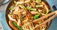 Taiwanese Chicken Chow Mein