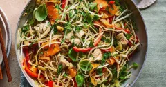 Healthy Chicken Pad Thai