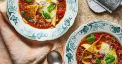 Hearty One-Pot Lasagna Soup with Mascarpone Crust