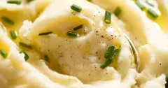 The Ultimate Creamy Mashed Potatoes