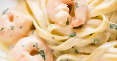 Creamy Garlic Shrimp Pasta