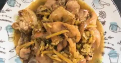 Gà Kho Gừng Đậm Đà, Thơm Cay Hao Cơm