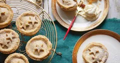 Gingerbread Mince Pies