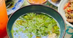 Canh mọc cà chua thanh ngọt dễ nấu