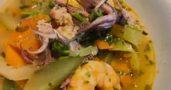 Canh Chua Mực Tôm Nấu Dưa Muối