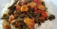 Chicken and Green Bean Stir-Fry with Rice