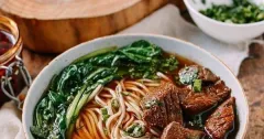 Braised Beef Noodle Soup (Hong Shao Niu Rou Mian)