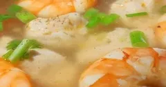Canh cà chua cá thác lác nấu tôm nõn