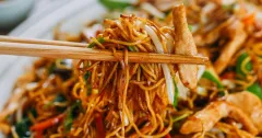 Chicken Chow Mein with Crispy Noodles