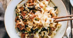 Da Lu Mian (Northern Chinese Gravy Noodles)