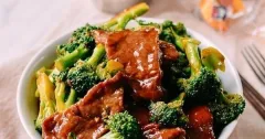 Chinese Beef and Broccoli Stir-Fry