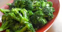 Garlic Broccoli Stir-Fry
