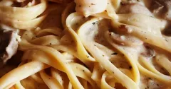 Creamy Shrimp and Mushroom Fettuccine