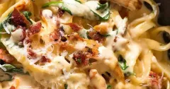Creamy Chicken and Sun-Dried Tomato Fettuccine