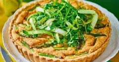 Asparagus and Hollandaise Tart with Rocket and Capers
