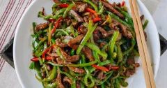 Savory Beef and Pepper Stir-Fry with Shaoxing Wine