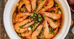 Chinese Garlic Shrimp Clay Pot with Vermicelli
