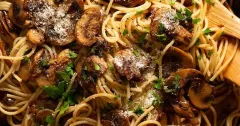 Garlic Butter Mushroom Pasta