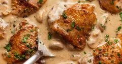 Chicken Fricassee with Mushrooms and Creamy White Wine Sauce