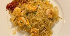 Easy Shrimp Pad Thai with Tofu