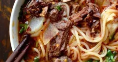 Lanzhou-Style Beef Noodle Soup